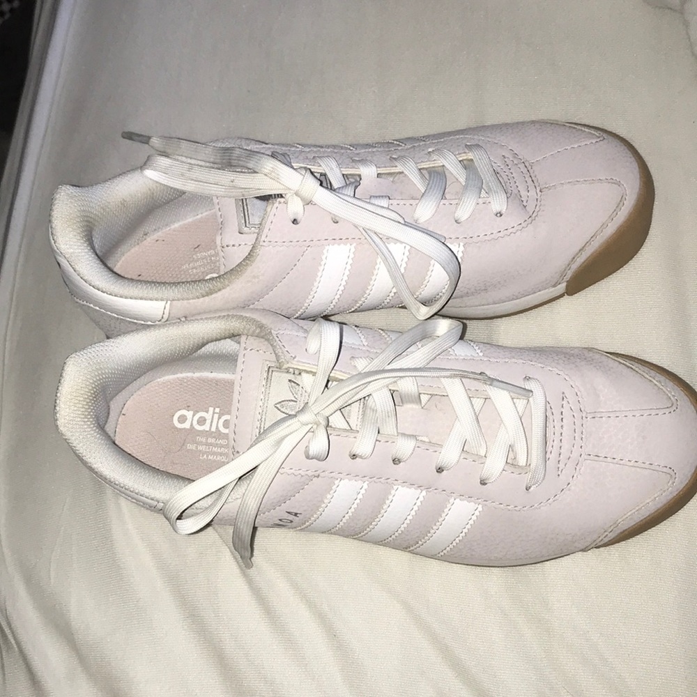 Adidas Samoa sneakers - Picture 3 of 4